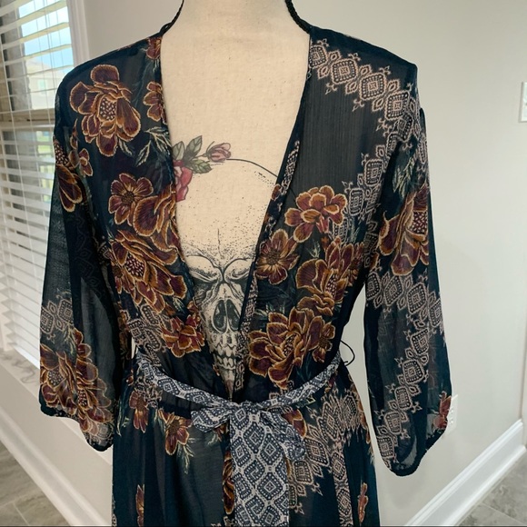 Boho Duster/ Kimono - Like NEW - Picture 3 of 13